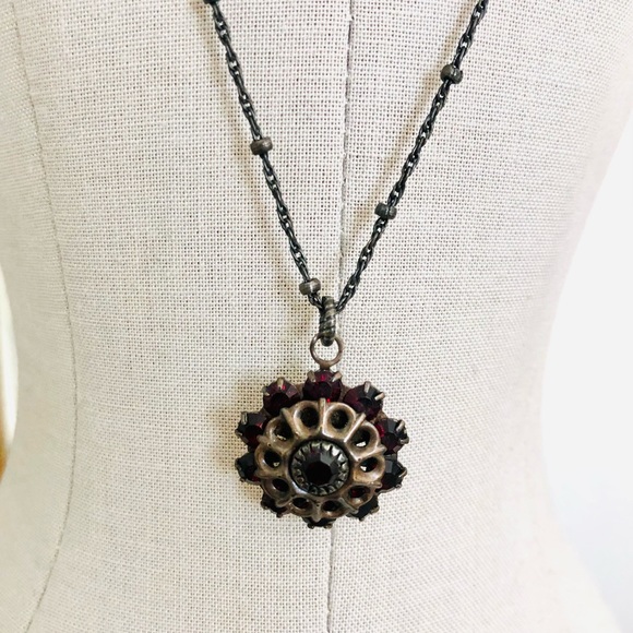 Vintage LIZ PALACIOS Garnet Necklace 🥀 - Picture 9 of 17